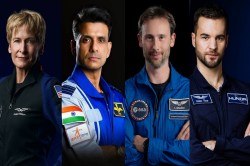कौन हैं तीन अंतरिक्ष यात्री जो शुभांशु शुक्ला के साथ 14 दिन के लिए अंतरिक्ष
स्टेशन पर गए हैं - image