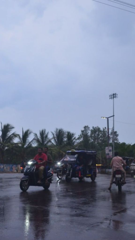 Monsoon: 21 दिन ब्रेक के बाद बस्तर से दुर्ग पहुंचा मानसून, इन जिलों में भारी बारिश की चेतावनी