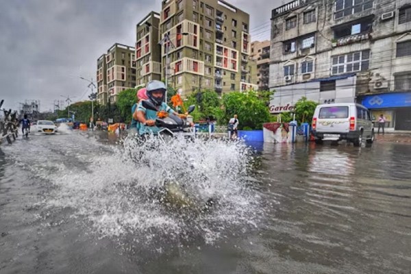 Monsoon 2025: मानसून की होगी धमाकेदार एंट्री! 15 जून को पूरे प्रदेश में बारिश का Alert, जानें आपके इलाके का क्या है हाल?
