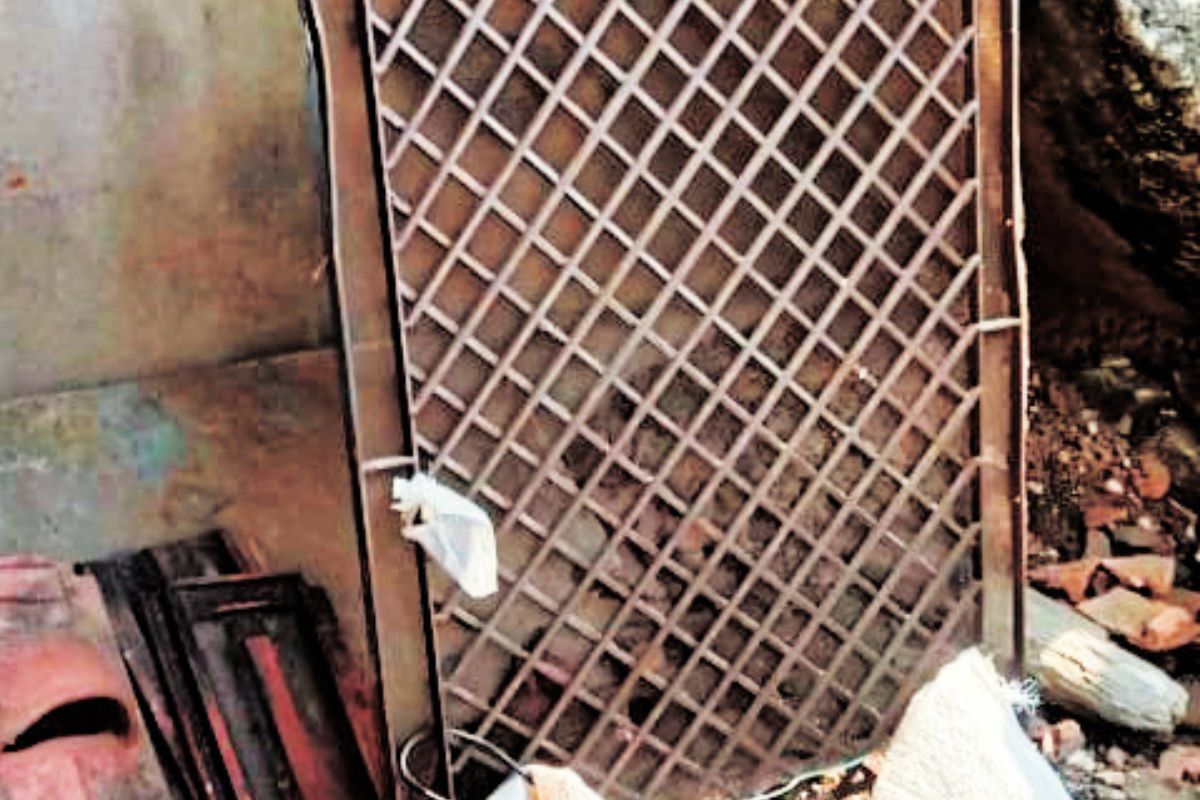 उदयपुर: शातिर चोर खिड़की तोड़ घर में घुसे, फिर गेहूं के ड्रम में रखा 50 लाख नकदी
समेत सोने-चांदी के जेवर लेकर फरार