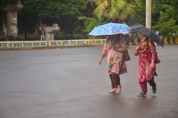 CG Weather Update: बारिश से किसानों को राहत, अब खेती में आएगी तेजी...