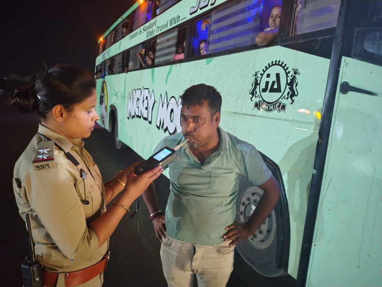 ड्रिंक एंड ड्राइव पर पुलिस की ढिलाई, ग्रामीण क्षेत्रों में बढ़ रही लापरवाही