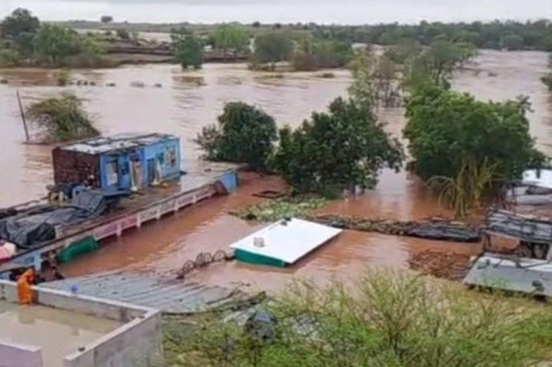 Heavy Monsoon Rain Patrika