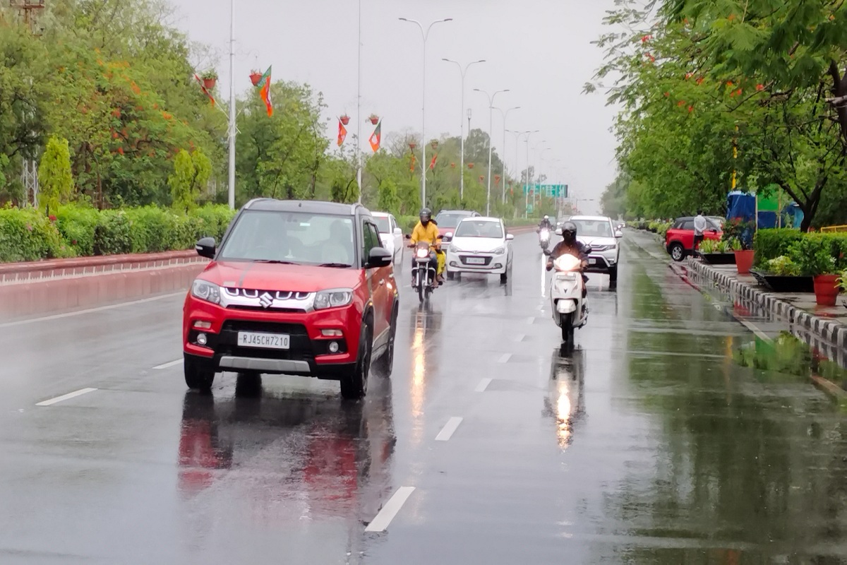 JaipurWeather : आज सवेरे बारिश ने फिर भिगोया जयपुर को, मौसम में बढ़ी ठंडक