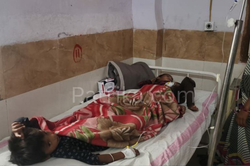 9 children fell ill after eating stale food from dargah MP Breaking News (फोटो सोर्स- Patrika.com)