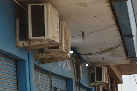 चोरी की बिजली से ठंडी का लुत्फ लेने वालों पर नजर, सर्वे शुरू Eye on those who enjoy cold drinks by stealing electricity, survey started