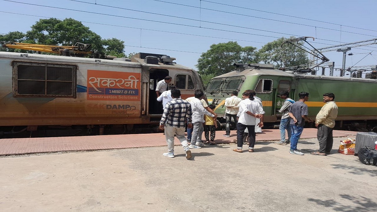 Railway: हफ्ते में दूसरी बार पातालकोट सुपर फास्ट एक्सप्रेस का इंजन हुआ फेल