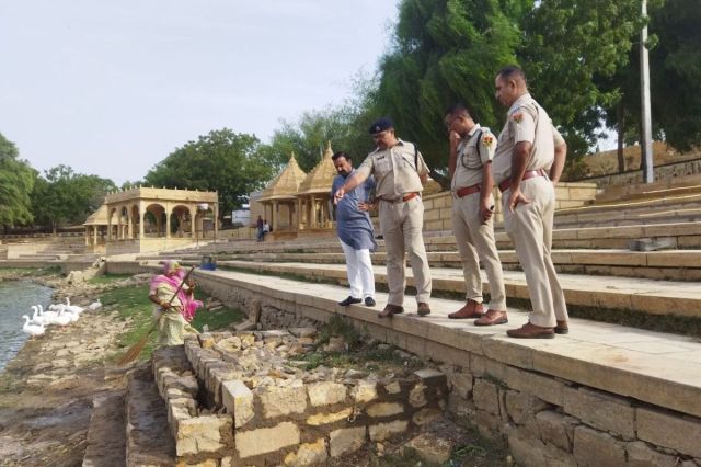 Gadisar Lake