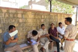 Jaisalmer Crime: छत पर सो रहे युवक की निर्ममता से हत्या, धारदार हथियार से छह
लोगों ने किया वार, जमीन विवाद बताई जा रही वजह - image