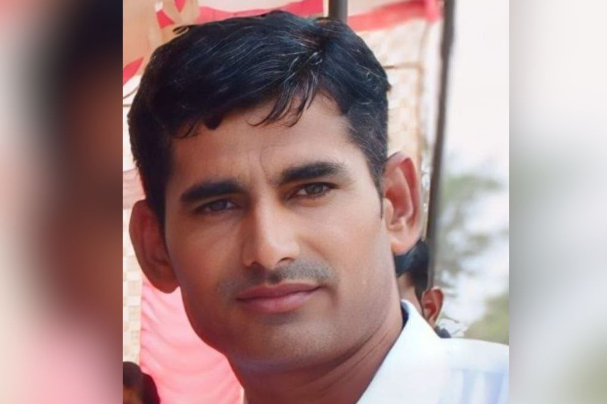 उसने प्यार में फंसाया… वीडियो बना ब्लैकमेल किया, मैं अब थक गया हूं, सुसाइड नोट
लिख दी जान