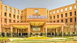 एमबीबीएस छात्र को पकड़ने एम्स पहुंची पुलिस, मेडिकोज का विरोध व हंगामा - image