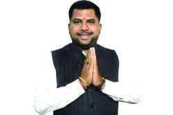 BJP नेता सेक्स रैकेट मामले में बड़ा खुलासा, किन्नर बनकर दोस्त शीतल फंसाता था
युवतियां, लड़कियों को देता था ट्रेनिंग - image