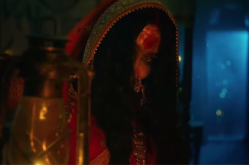 ‘डाकिनी’ नाम की एक रहस्यमयी औरत, जो है बेहद खूबसूरत, रास्ते में जो भी आता है
मारा जाता है - image