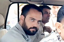 लॉरेंस गैंग का बड़ा गैंगस्टर आदित्य जैन उर्फ टोनी फिर गिरफ्तार, इस बार चूरू से
निकला कनेक्शन - image