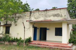 कनिष्ठ अभियंता व एक बेलदार के भरोसे सोलह बांध - image