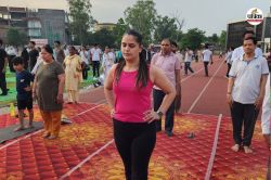International Yoga Day : अन्तर्राष्ट्रीय योगाचार्य प्रतिष्ठा शर्मा बोली ‘सजा’
नहीं ‘मजा’ है योग, देखें तस्वीरें - image