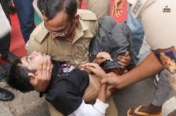 Bengaluru Stampede: ‘मेरे बेटे को टुकड़ों में मत काटो…’ बेंगलुरू भगदड़ में बेटे
की मौत के बाद पिता की गुहार - image