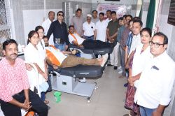 रक्तदान-महादान है, हर वर्ग ने निभाई जिम्मेदारी, 81 यूनिट रक्त संग्रहित - image