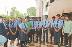 आत्मानंद स्कूलों में 11वीं-12वीं के शिक्षकों की कमी, विगत 3 साल से कई पद खाली - image