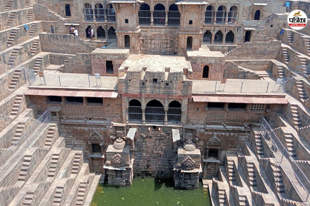 Rajasthan: पर्यटकों के लिए अच्छी खबर, अब आभानेर की चांदबावड़ी में महलनुमा संरचना
का कर सकेंगे दीदार