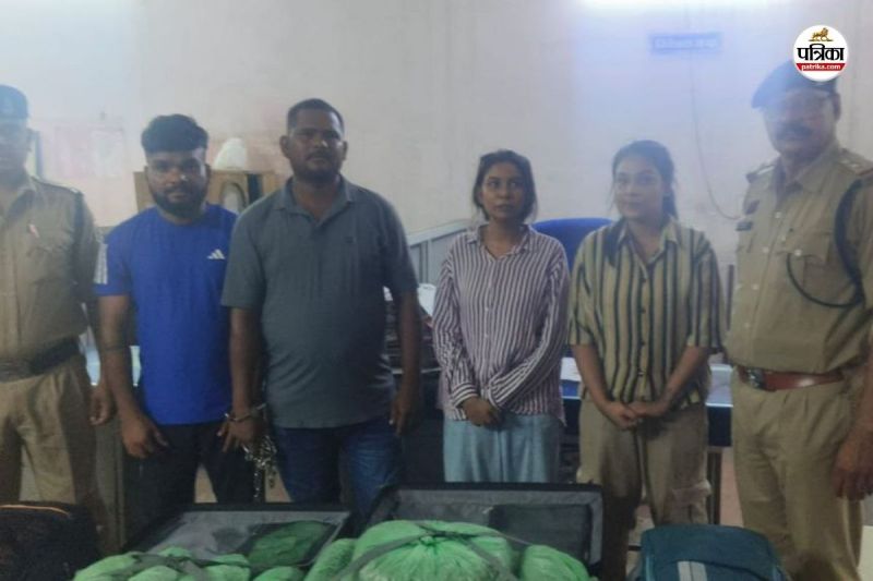 गांजा तस्करी करने वाली युवती (फोटो सोर्स- पत्रिका)