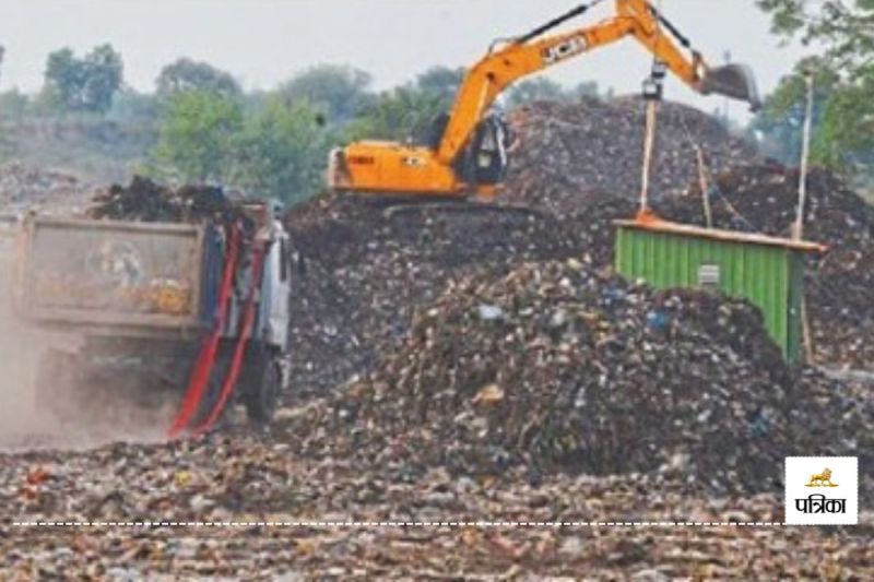 सरोना से 18 महीने में हटना था कचरा(photo-patrika)