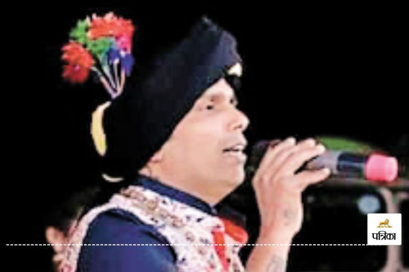 खिलौने बेचने वाले सुनील बने छत्तीसगढ़ के संगीतकार(photo-patrika)