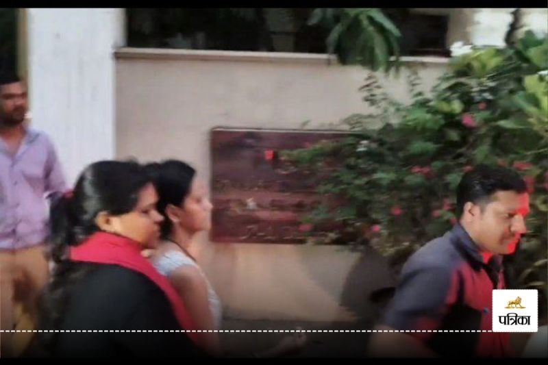 हिस्ट्रीशीटर तोमर की पत्नी व सहयोगी हिरासत में (फोटो सोर्स- पत्रिका)