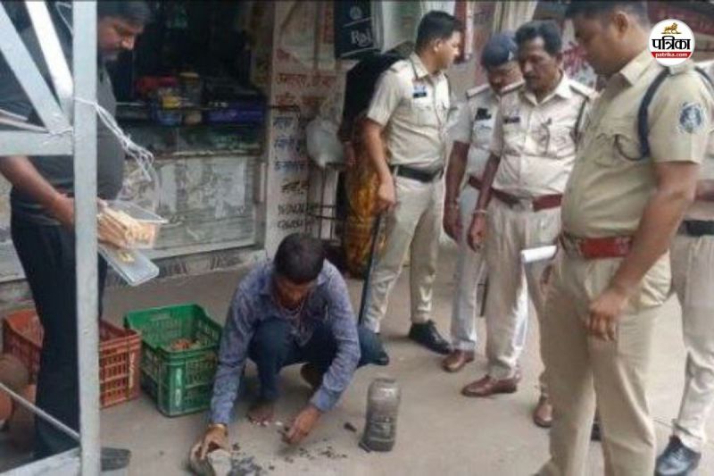 दुकानदारों पर एक्शन (फोटो सोर्स- पत्रिका)