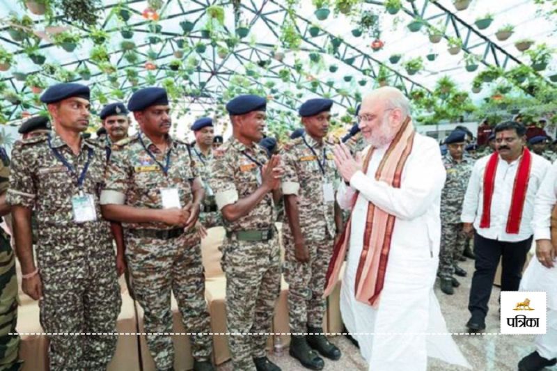 केन्द्रीय गृहमंत्री ने जवानों की पीठ थपथपाई(photo-patrika)