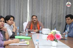 अब यहां नहीं जा सकेंगे पत्रकार! मीडिया कवरेज पर मचा सियासी घमासान, स्वास्थ्य
मंत्री जायसवाल ने Video जारी कर कही ये बात - image