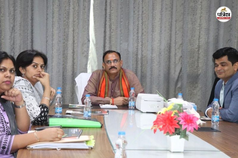 स्वास्थ्य मंत्री श्याम बिहारी जायसवाल (फोटो सोर्स- X हैंडल)