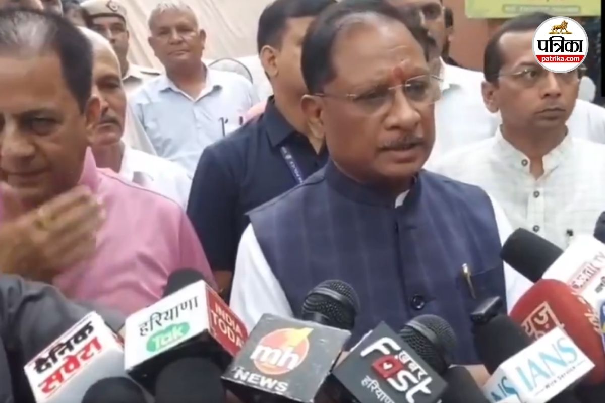 CG News: आपातकाल के 50 साल पूरे होने पर CM का बड़ा बयान आया सामने, देखें VIDEO…