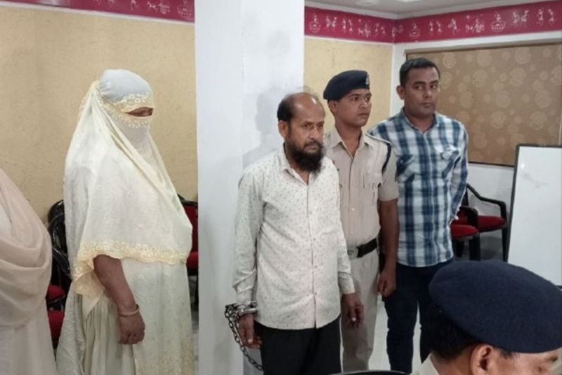 बांग्लादेशी दंपति अरेस्ट (फोटो सोर्स- पत्रिका)