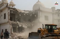 यूपी में अवैध मदरसों पर योगी का ‘बुलडोजर एक्शन’ जारी, श्रावस्ती के बाद
सिद्धार्थनगर में बड़ी कार्रवाई - image