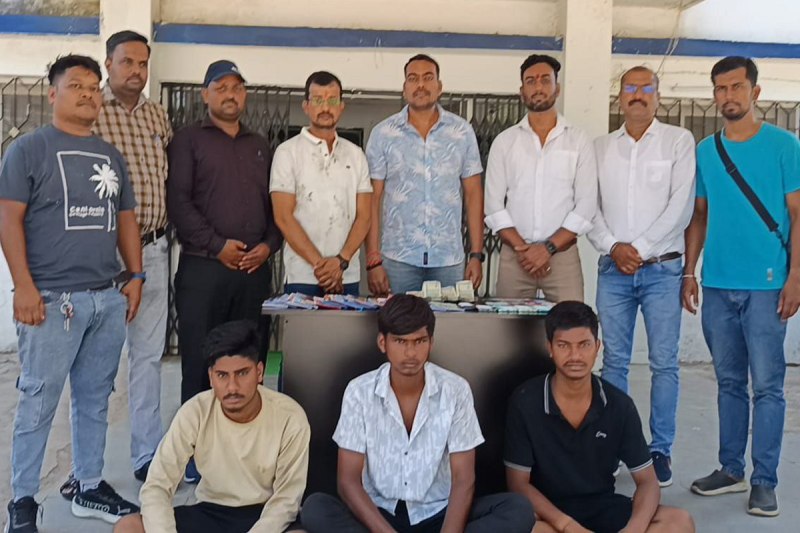 नकली यूपीआई ऐप से फ्रॉड (Photo source- Patrika)