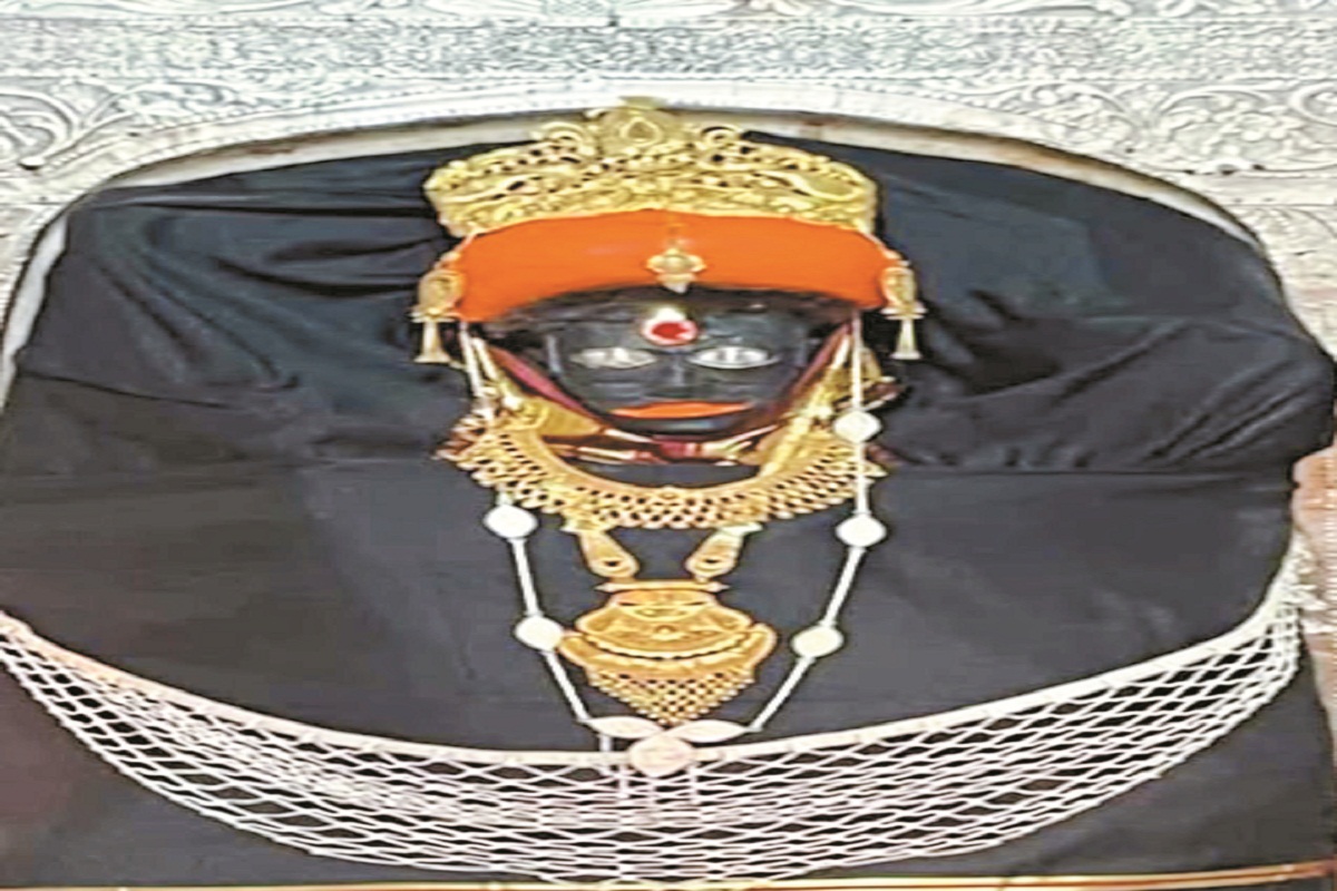 चंडी मंदिर में चोरी की बड़ी वारदात, 6.50 लाख के आभूषण व नगदी पर चोरों ने किया
हाथ साफ