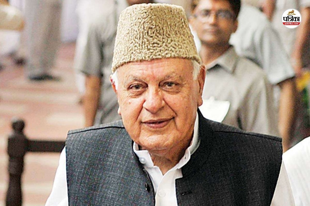 JK के पूर्व CM वैष्णों देवी के दर्शन कर Vande Bharat से लौटे श्रीनगर, कहा- “मैं
ईश्वर और उस व्यक्ति को धन्यवाद देता हूं , जिसने हमें यह ट्रेन दी।”
