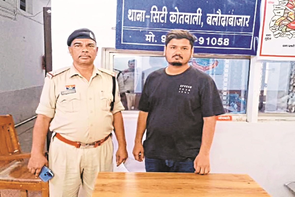 फर्जी जॉइनिंग लेटर देकर लाखों वसूले (Photo source- Patrika)