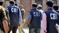 Amroha: GST अफसर और वकील रिश्वत लेते रंगेहाथ गिरफ्तार, CBI ने दबोचा, टैक्स खत्म
करने के बदले मांगे 4 लाख - image