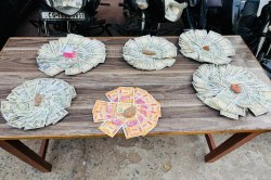 Guaranteed Return Plan के झांसे में ऐसे आ जाते हैं निवेशक, ये 11 सूत्र आपको
रखेंगे Alert - image