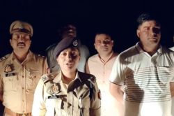 गाजियाबाद के मुरादनगर में एनकाउंटर, 25 हजार इनामी बदमाश को लगी गोली - image