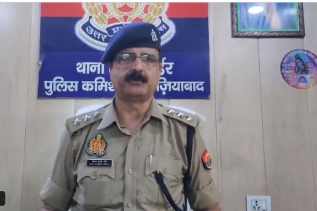 गाजियाबाद में सूटकेस में मिली महिला का लाश, शरीर पर चोट के निशान