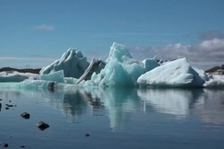 ग्लेशियरों पर मंडरा रहा खतरा: 50 साल नहीं, 30 साल में ही खत्म हो जाएंगे! रिसर्च
में हुआ चौंकाने वाला खुलासा - image