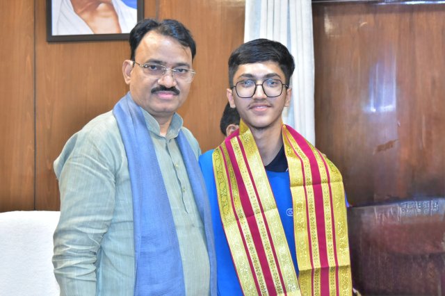 NEET Topper Mahesh Kumar