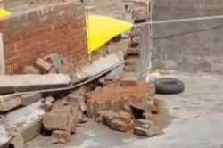 देवरिया में दर्दनाक हादसा, नवनिर्मित वाटर पार्क की दीवाल गिरने से एक बच्चे की
मौत… दूसरा गंभीर - image