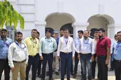 SBI ब्रांच मैनेजर पर जानलेवा हमला…थाने पर दर्ज नहीं हुई शिकायत, स्टाफ ने सौंपा
SP को ज्ञापन - image