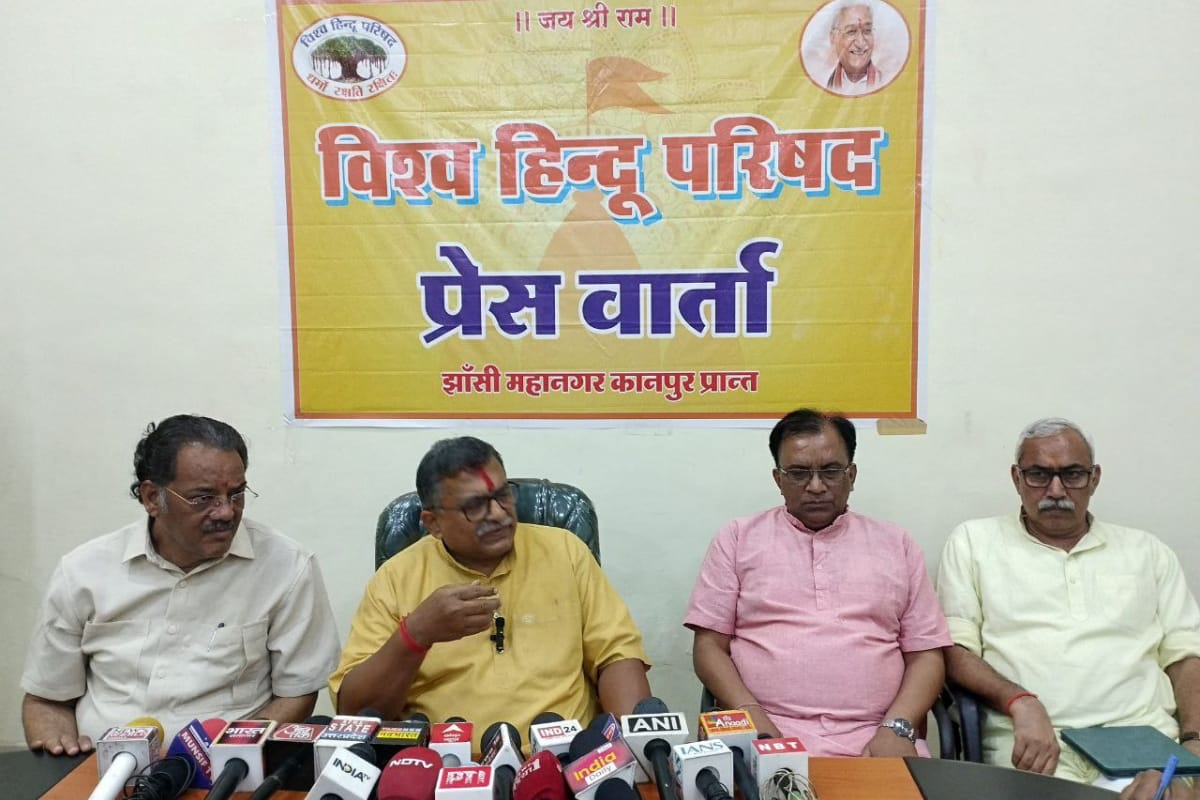 विश्व हिंदू परिषद मंदिर स्वराज एवं जनसंख्या असंतुलन पर चलाएगी राष्ट्रव्यापी
अभियान: मिलिंद परांडे
