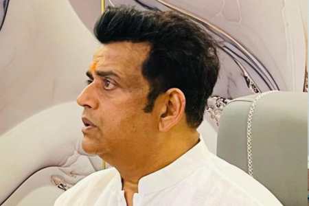 Up news, plane crash, gorakhpur, ravi kishan