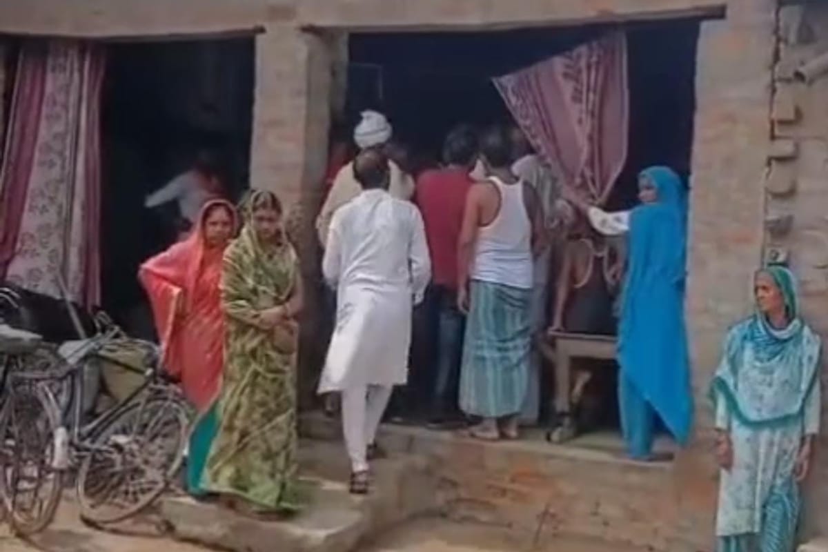 गोरखपुर में बच्ची पर आसमान से गिरी मौत, चचेरे भाई-बहन घायल…बदहवास हुए परिजन
